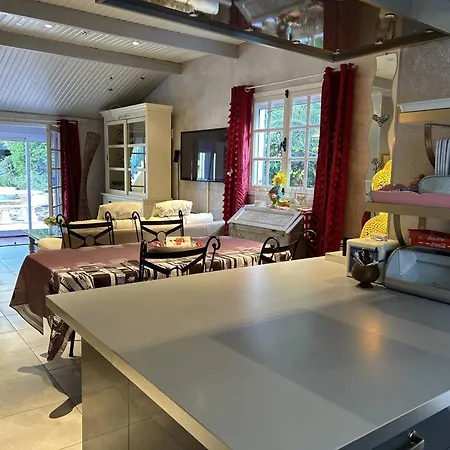 Villa 5 Pieces Avec Piscine Privee, Proche Plage Saint-clair, - Fr-1-251-851 *